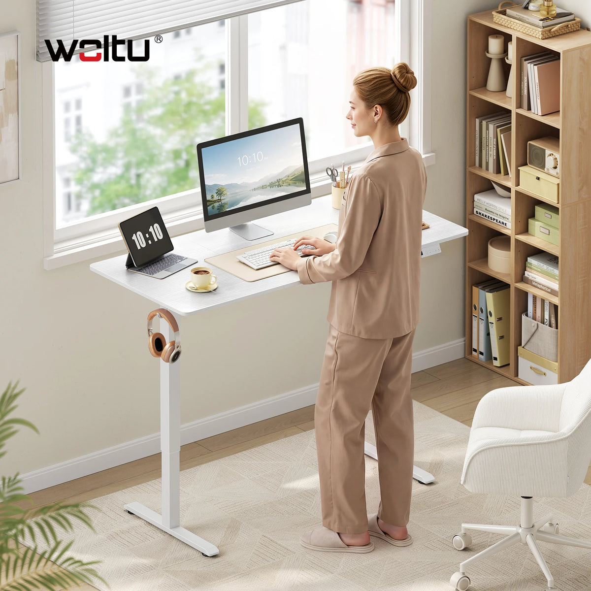 WOLTU Height-Adjustable Computer Desk Electric Gaming Table with 3 Memory Heights Collision Protection for Home Office Study